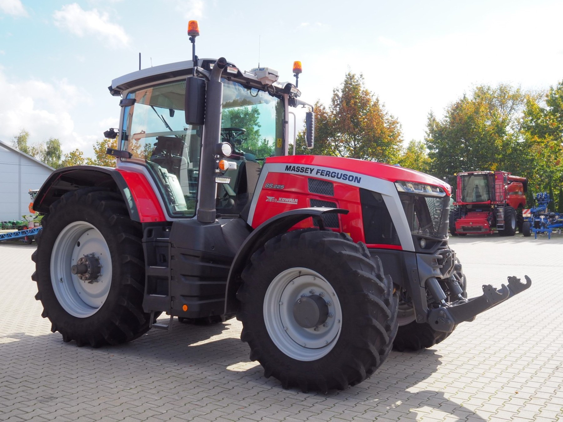 Massey Ferguson 8S.225 DYNA 7, GPS