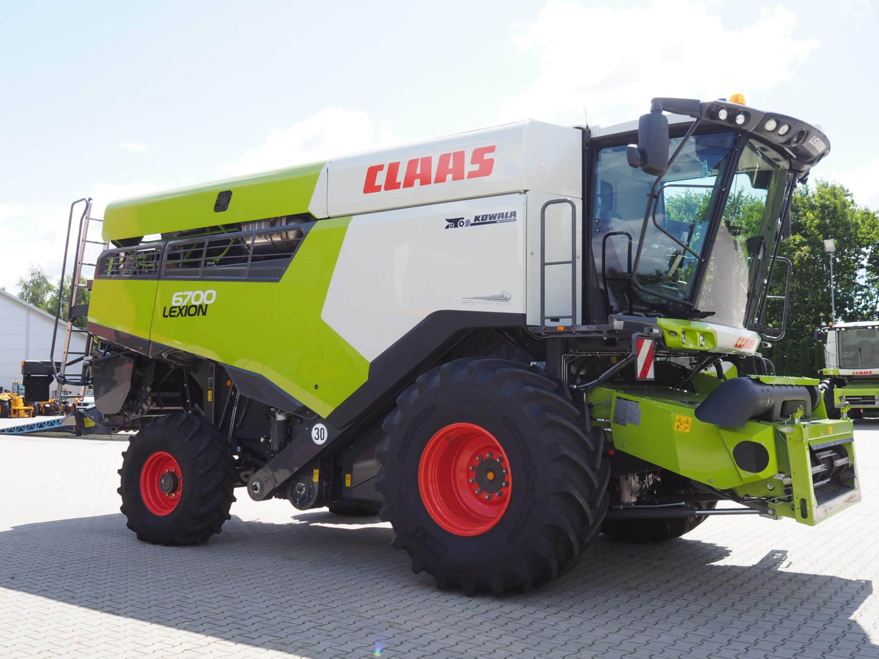 Claas Lexion 6700 + V770